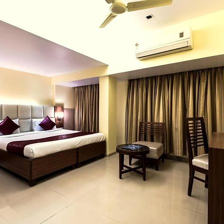 Hotel Aishwarya Residency Navi Mumbai Extérieur photo