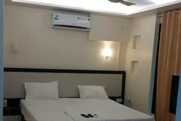 Hotel Aishwarya Residency Navi Mumbai Extérieur photo