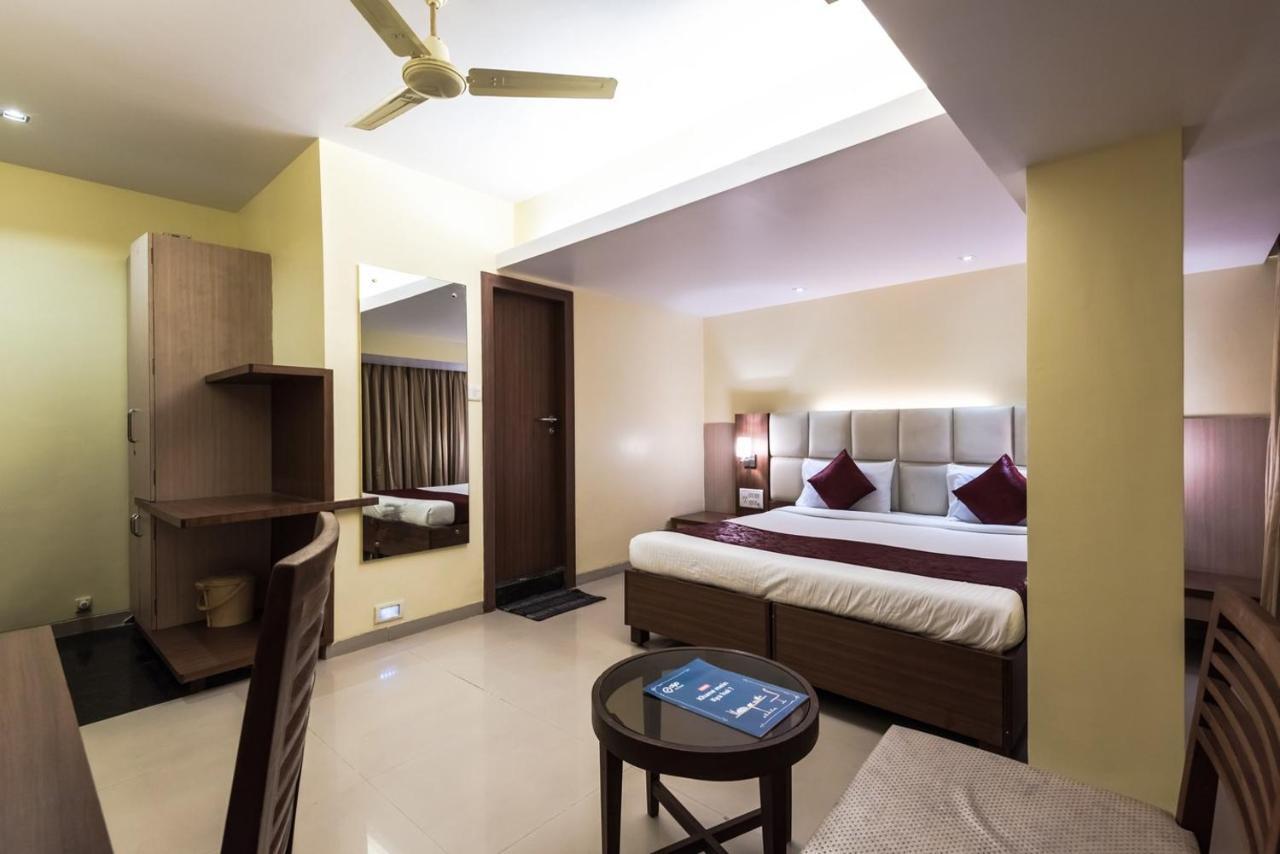 Hotel Aishwarya Residency Navi Mumbai Extérieur photo