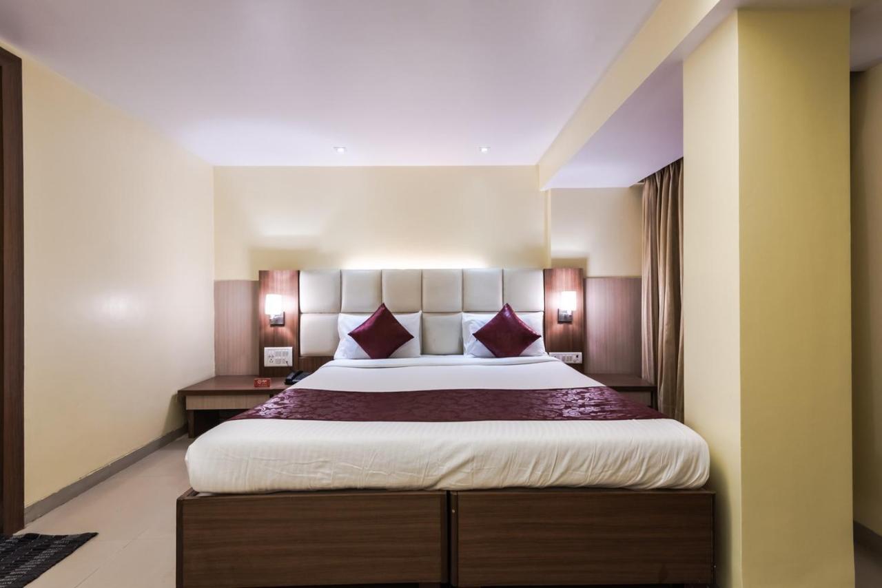 Hotel Aishwarya Residency Navi Mumbai Extérieur photo