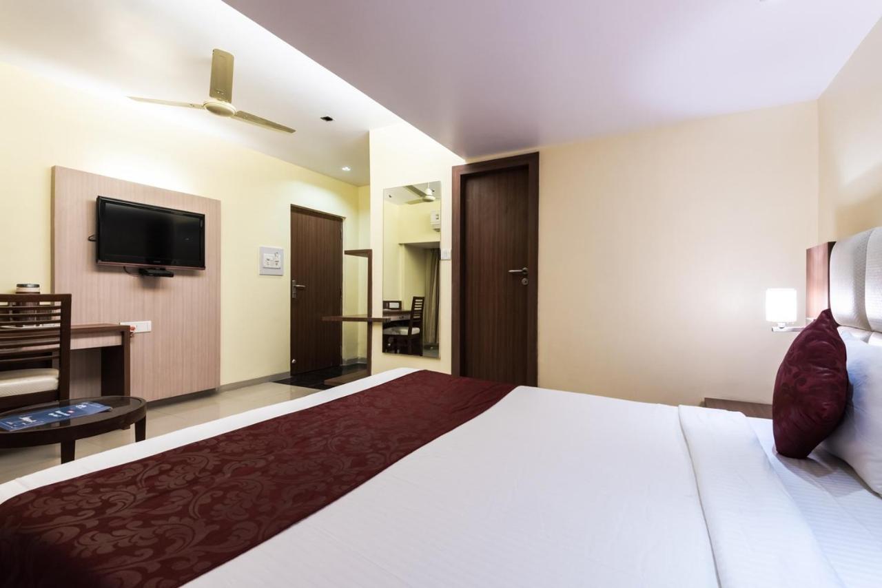 Hotel Aishwarya Residency Navi Mumbai Extérieur photo